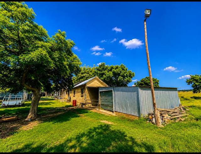 FARM FOR SALE IN VASFONTEIN